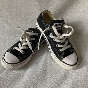 Converse All Star Chuck Taylor Canvas Low Top Shoes Youth size 13